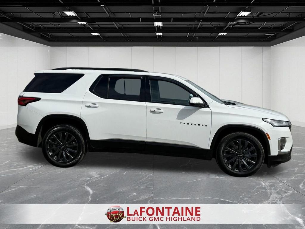 2023 Chevrolet Traverse RS