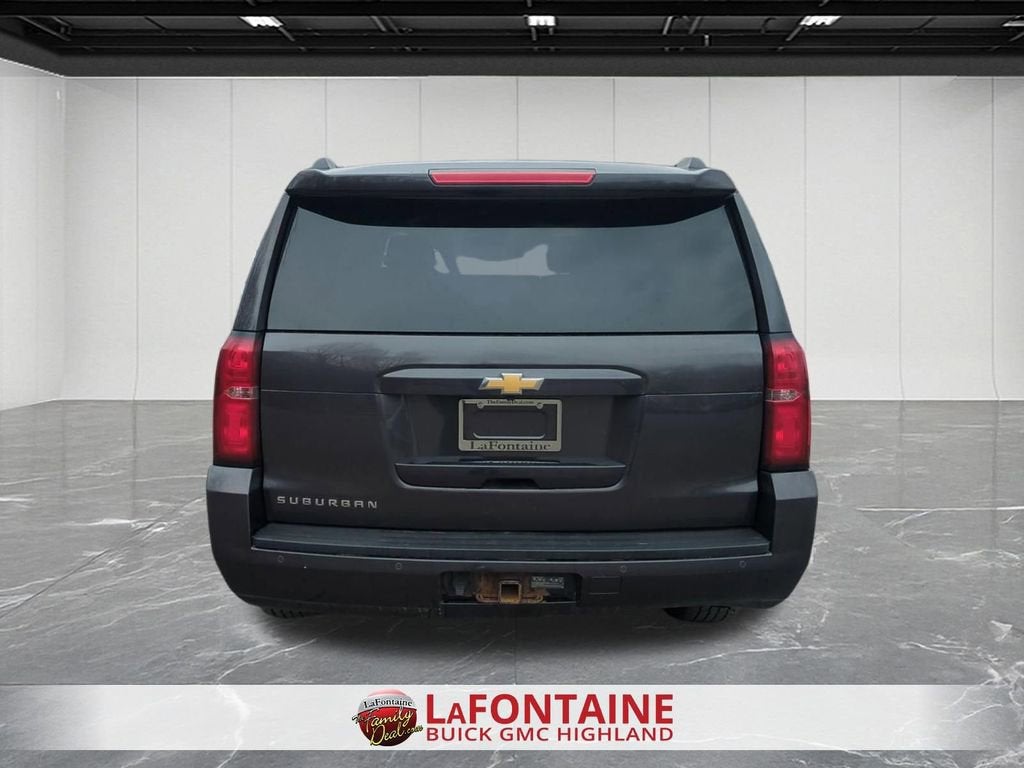 2016 Chevrolet Suburban LT