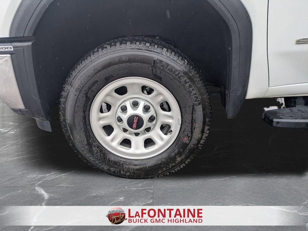 2024 GMC Sierra 2500 HD Pro