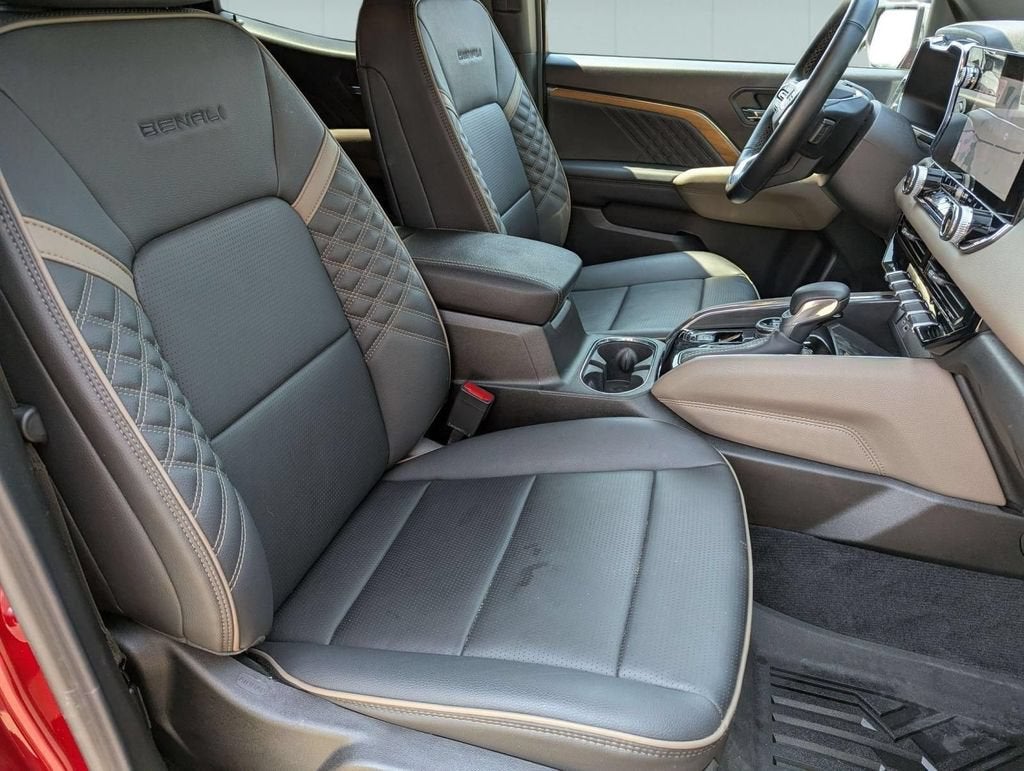 2025 GMC Canyon Denali