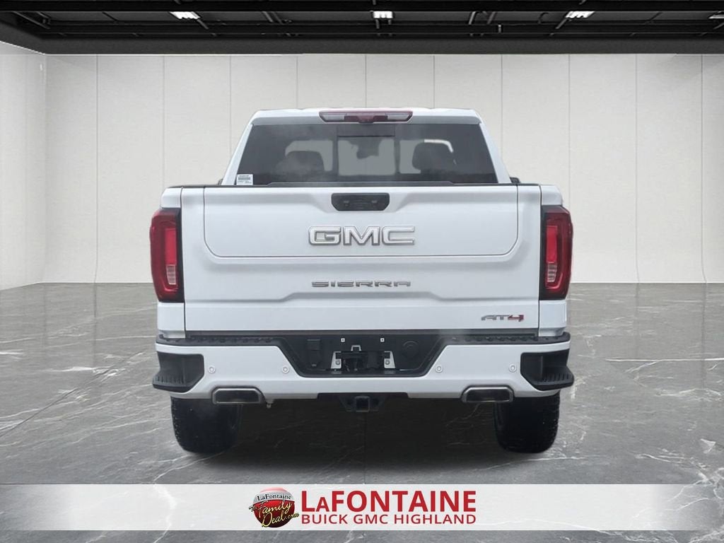 2023 GMC Sierra 1500 AT4