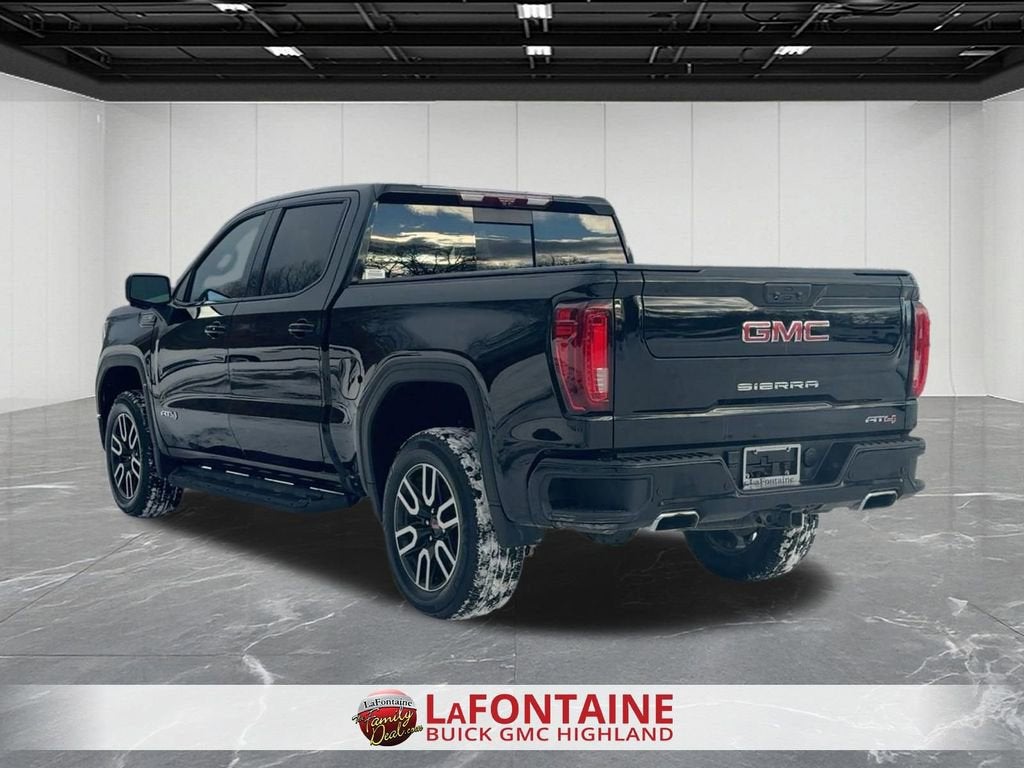 2023 GMC Sierra 1500 AT4