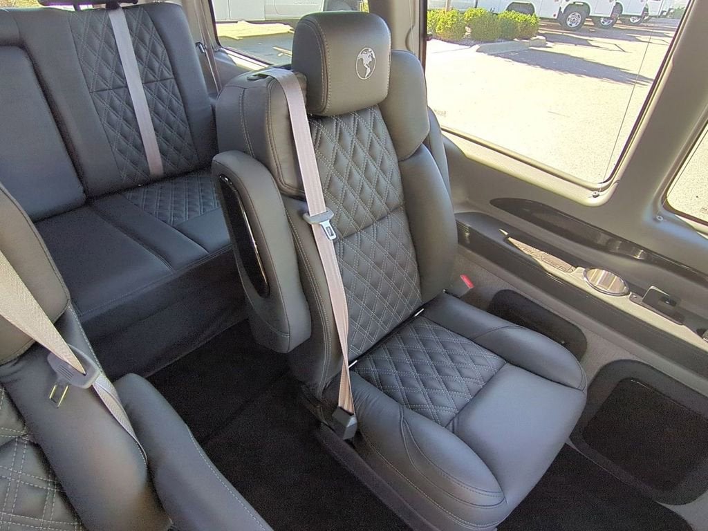 2025 GMC Savana Cargo 2500 Work Van