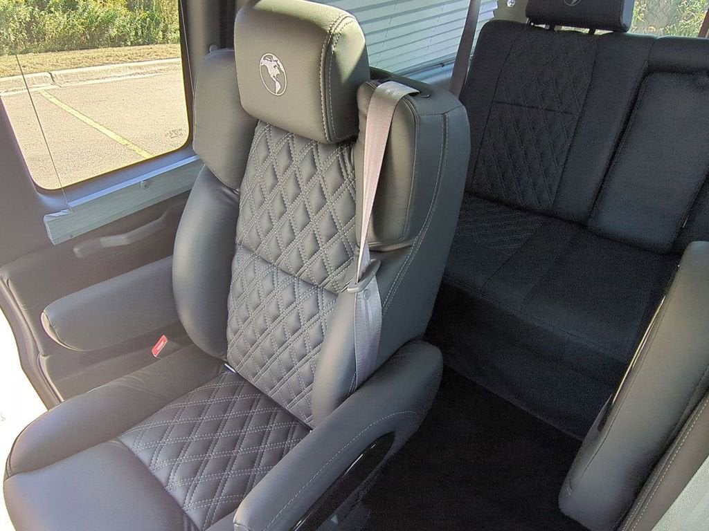 2025 GMC Savana Cargo 2500 Work Van