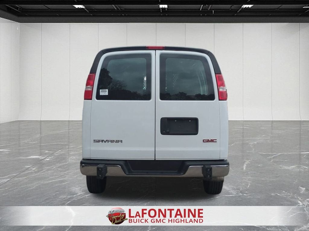 2023 GMC Savana Cargo 2500 Work Van