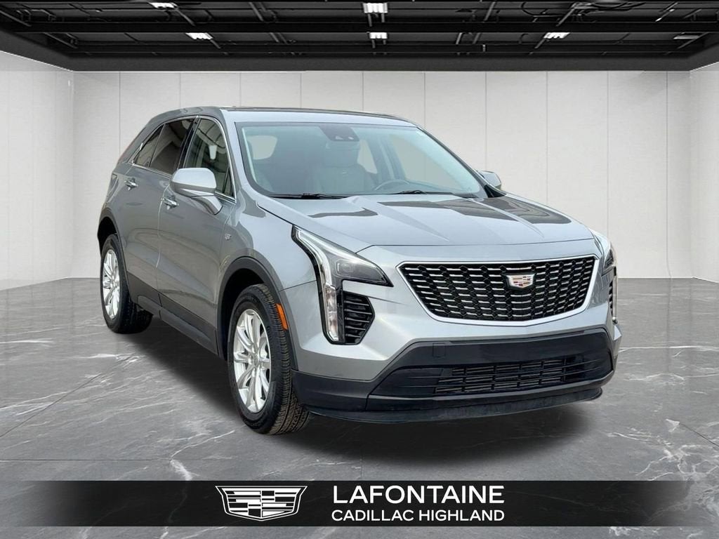 2023 Cadillac XT4 Luxury