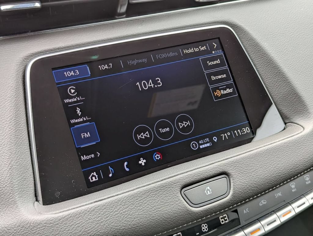 2023 Cadillac XT4 AWD Luxury