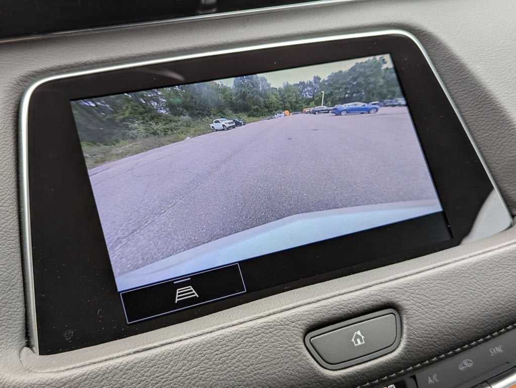 2023 Cadillac XT4 AWD Luxury