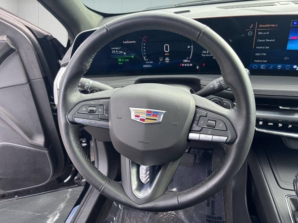 2025 Cadillac XT4 Premium Luxury
