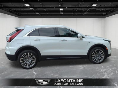 2024 Cadillac XT4 Premium Luxury
