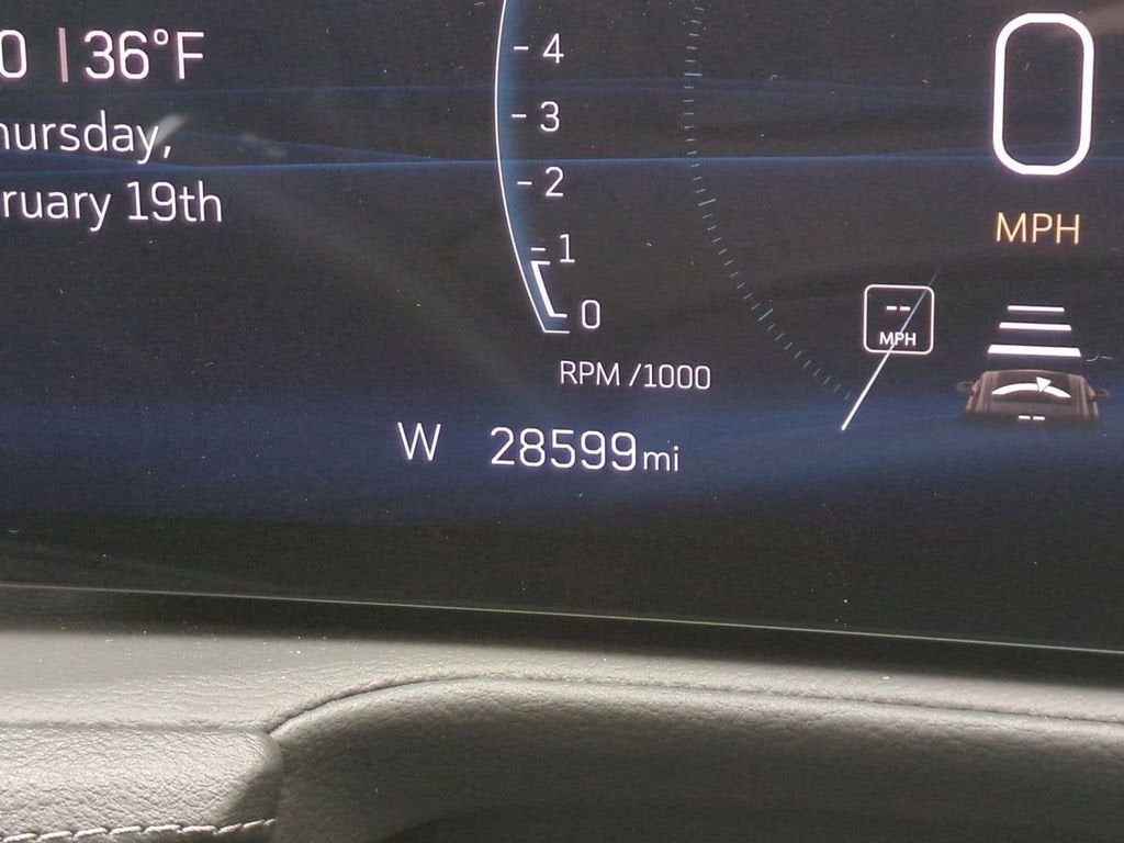 2025 Cadillac XT4 Premium Luxury