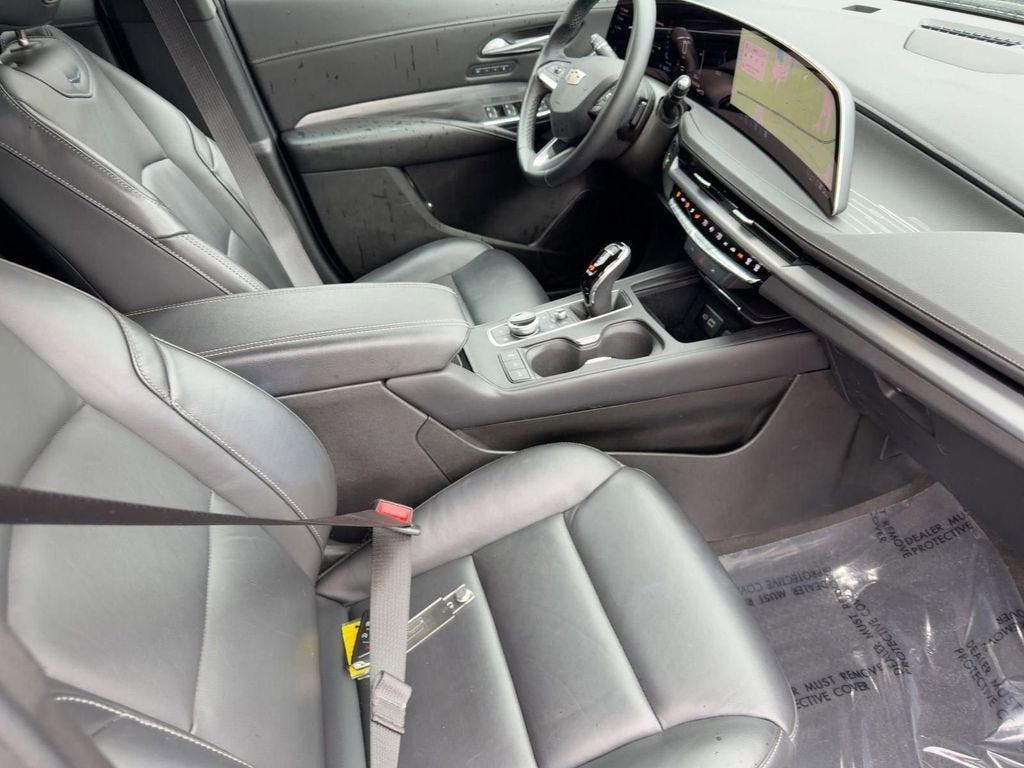 2025 Cadillac XT4 Premium Luxury