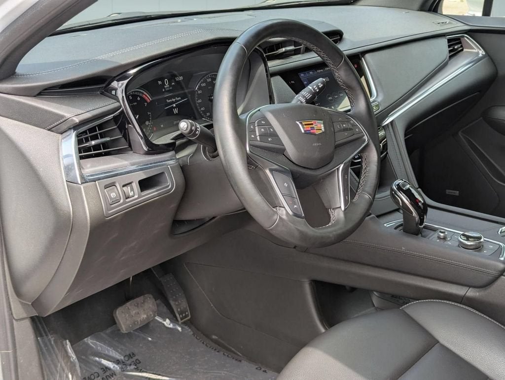 2024 Cadillac XT5 Luxury