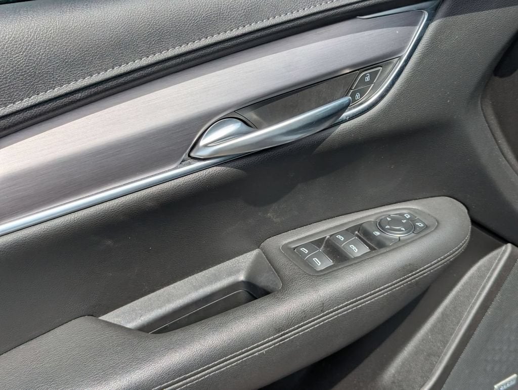 2024 Cadillac XT5 Luxury