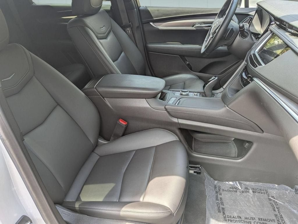 2024 Cadillac XT5 Luxury