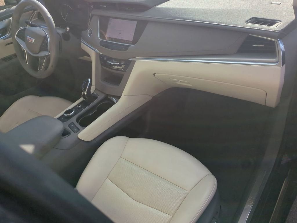 2023 Cadillac XT5 Premium Luxury