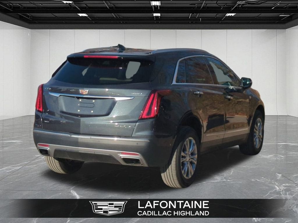 2023 Cadillac XT5 Premium Luxury