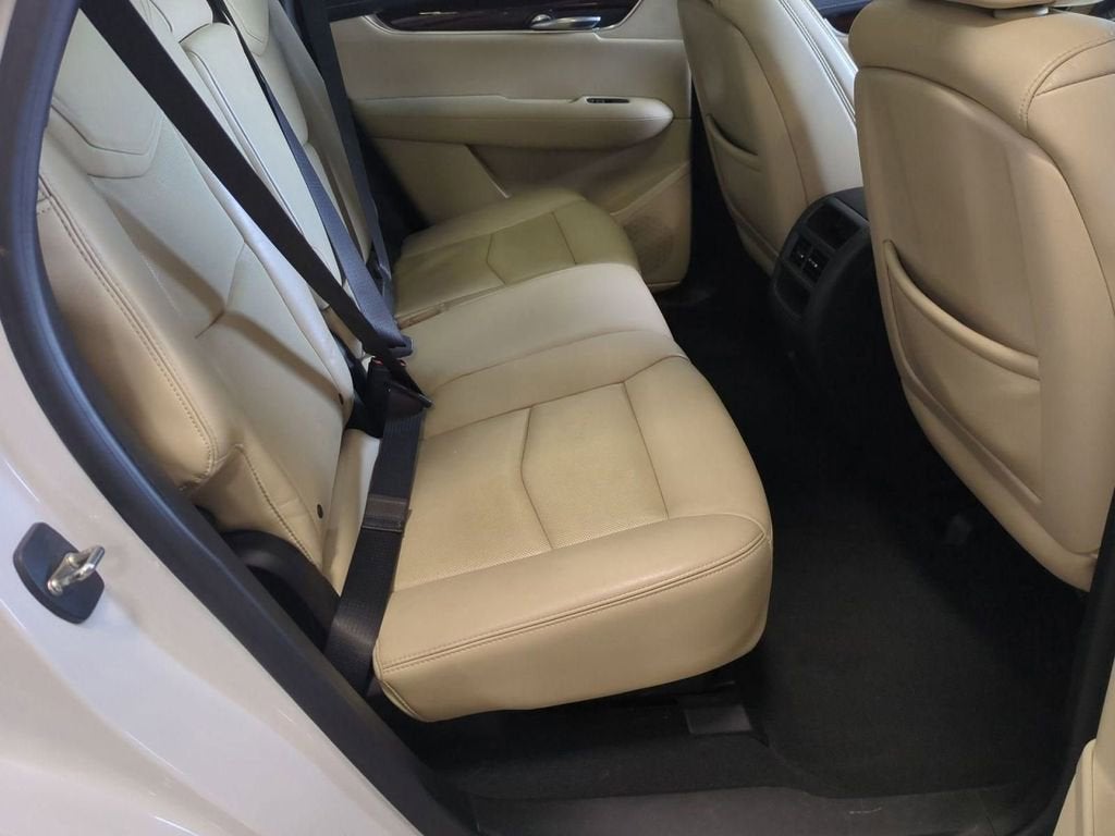 2017 Cadillac XT5 Luxury AWD