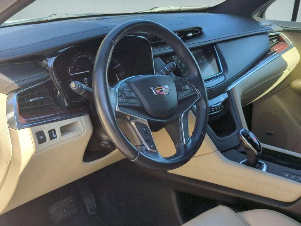 2019 Cadillac XT5 Luxury AWD