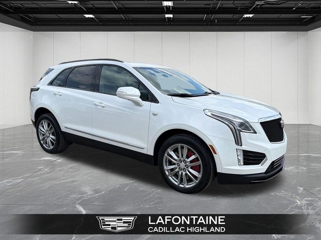 2023 Cadillac XT5 Sport