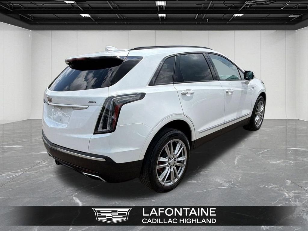 2023 Cadillac XT5 Sport