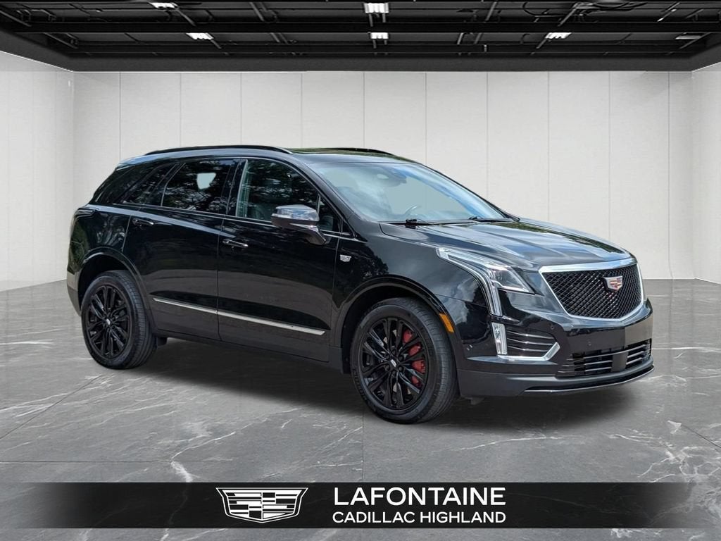 2023 Cadillac XT5 AWD Sport