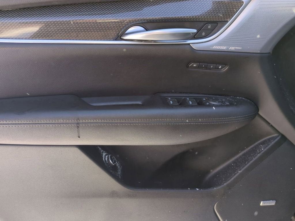 2023 Cadillac XT5 Sport