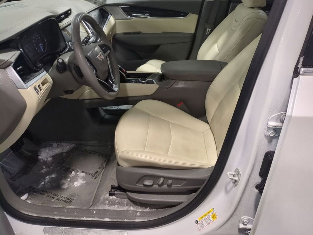 2023 Cadillac XT6 Premium Luxury