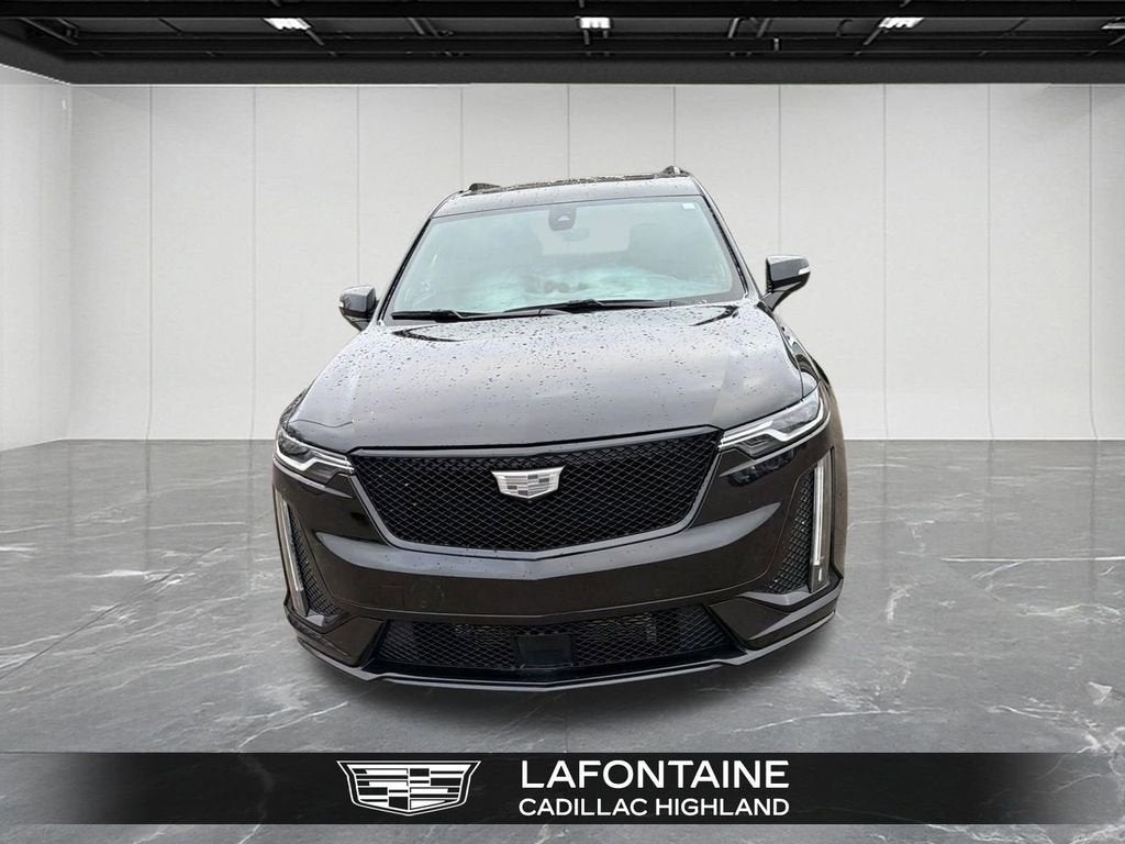 2022 Cadillac XT6 Sport