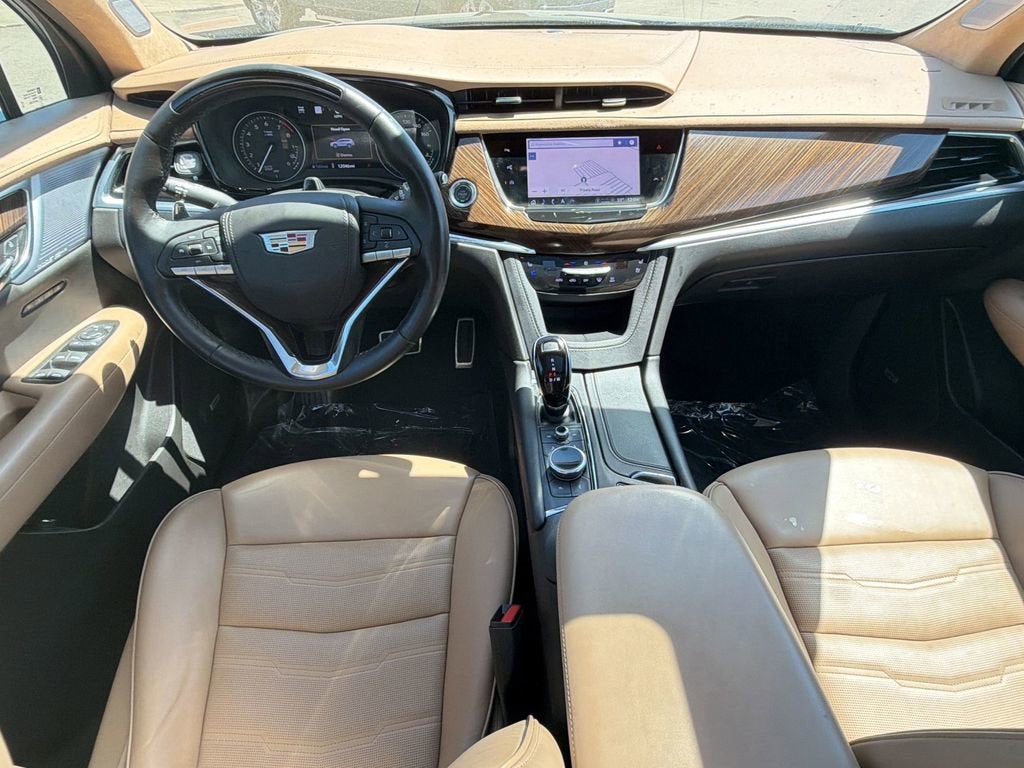 2025 Cadillac XT6 Sport