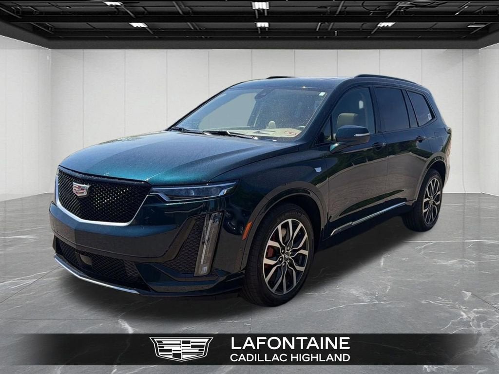 2025 Cadillac XT6 Sport