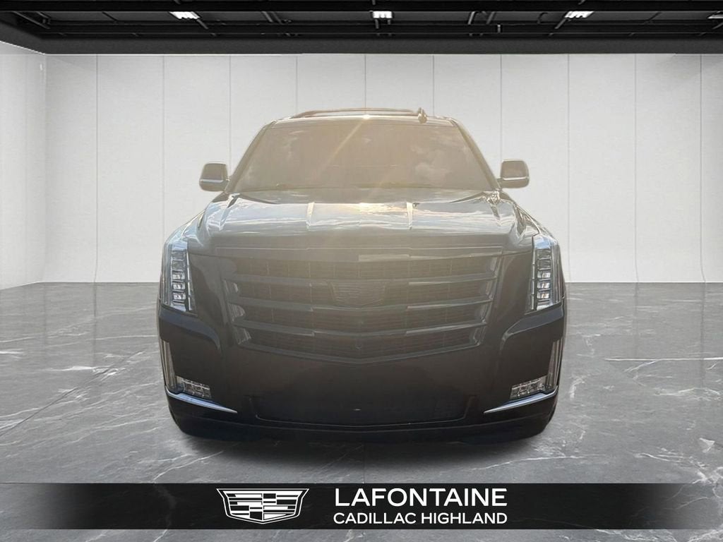 2019 Cadillac Escalade Luxury