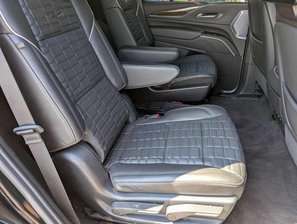2023 Cadillac Escalade Sport Platinum