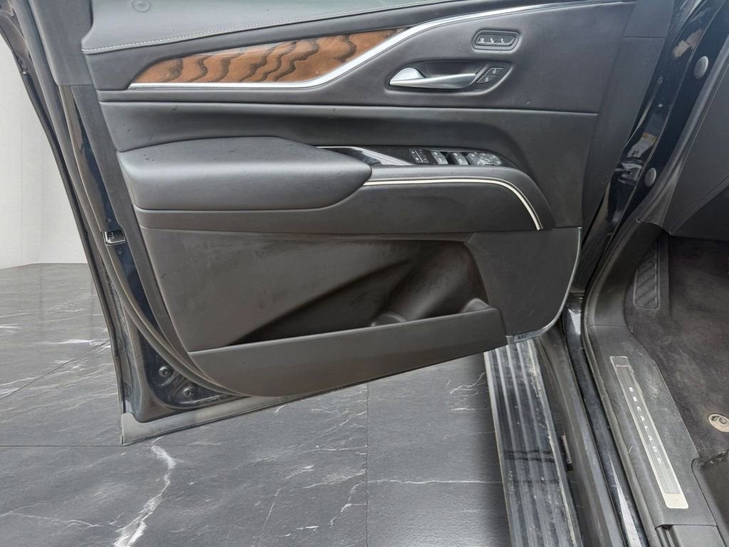 2023 Cadillac Escalade Sport Platinum