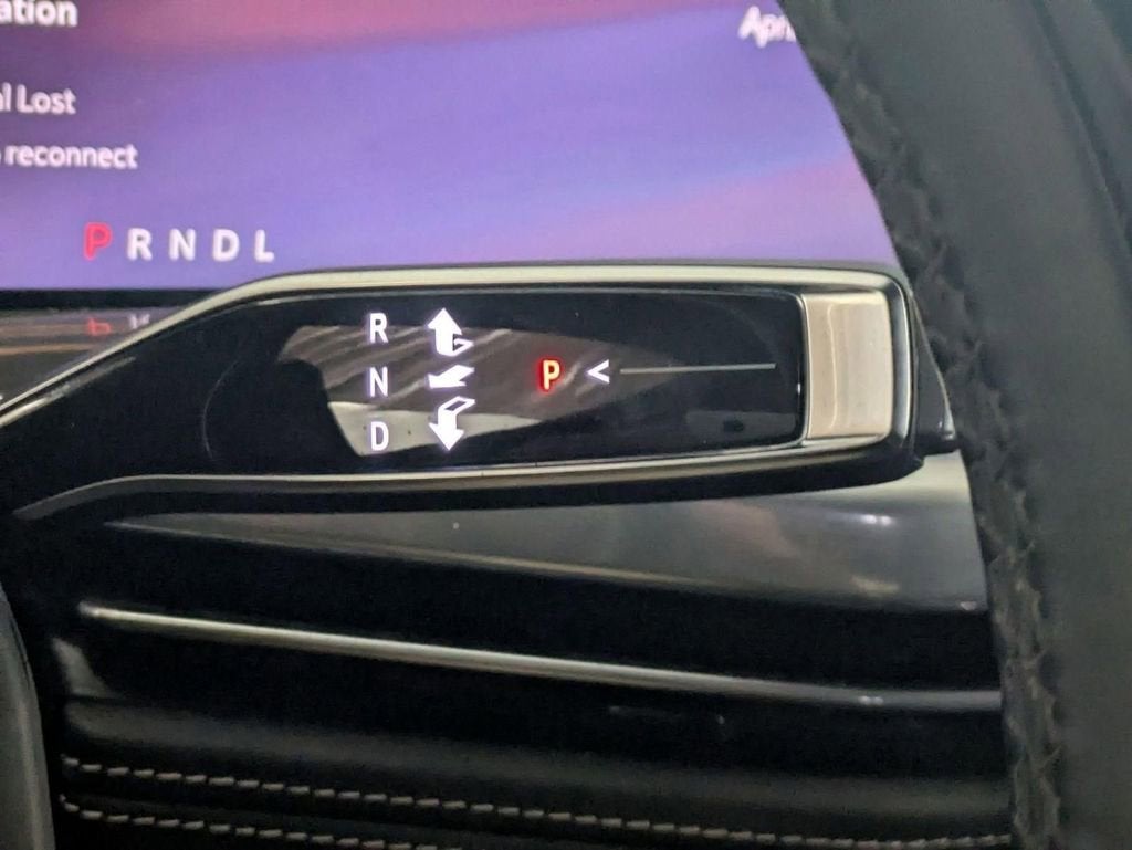 2025 Cadillac Escalade Luxury