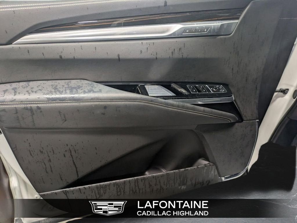 2025 Cadillac Escalade Luxury