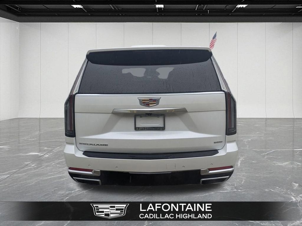 2025 Cadillac Escalade Luxury