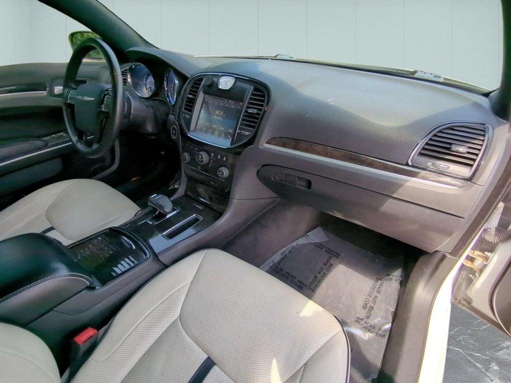 2014 Chrysler 300 Uptown Edition