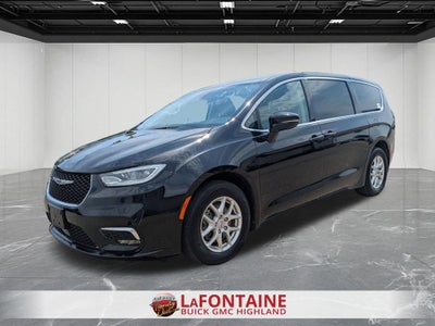 2024 Chrysler Pacifica Touring L