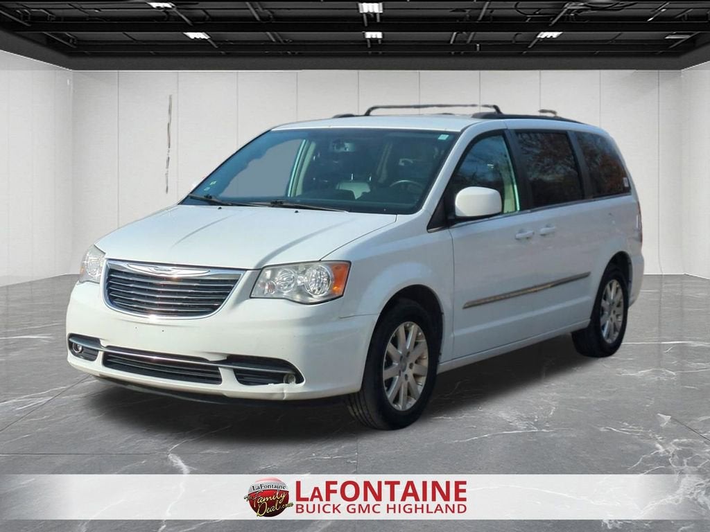 2014 Chrysler Town & Country Touring