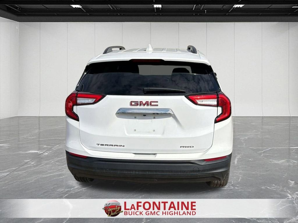 2024 GMC Terrain SLE