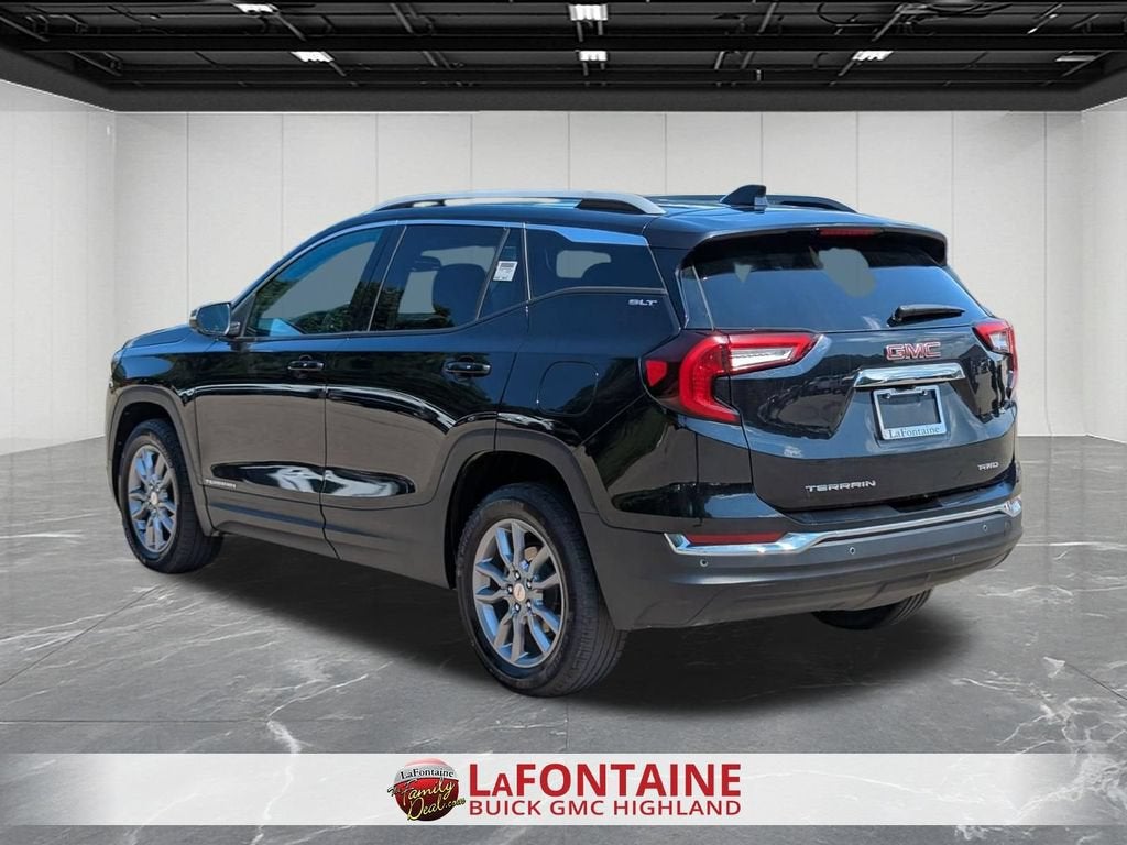 2024 GMC Terrain SLT