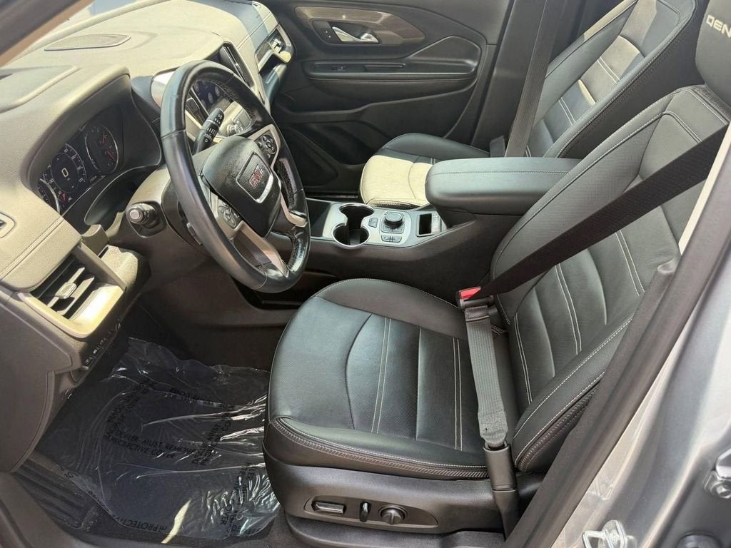 2023 GMC Terrain Denali