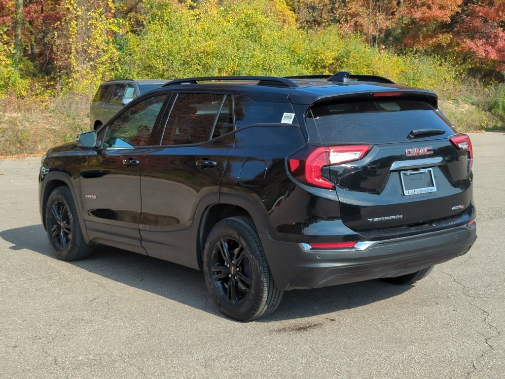 2024 GMC Terrain AT4
