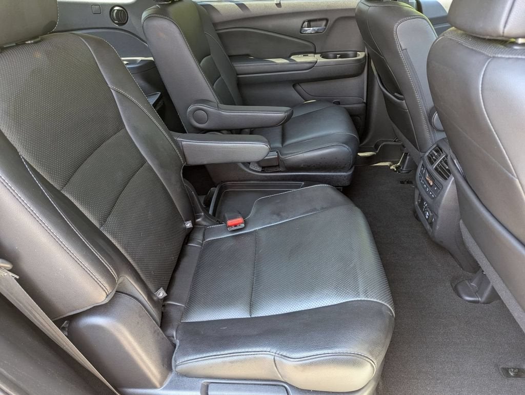 2020 Honda Pilot AWD Elite