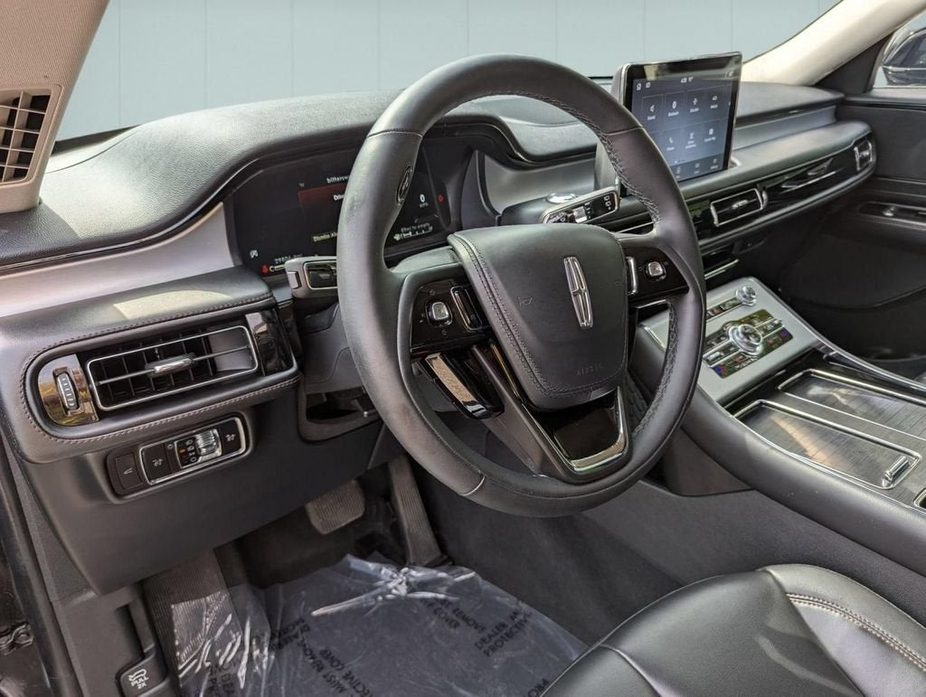 2023 Lincoln Aviator Standard