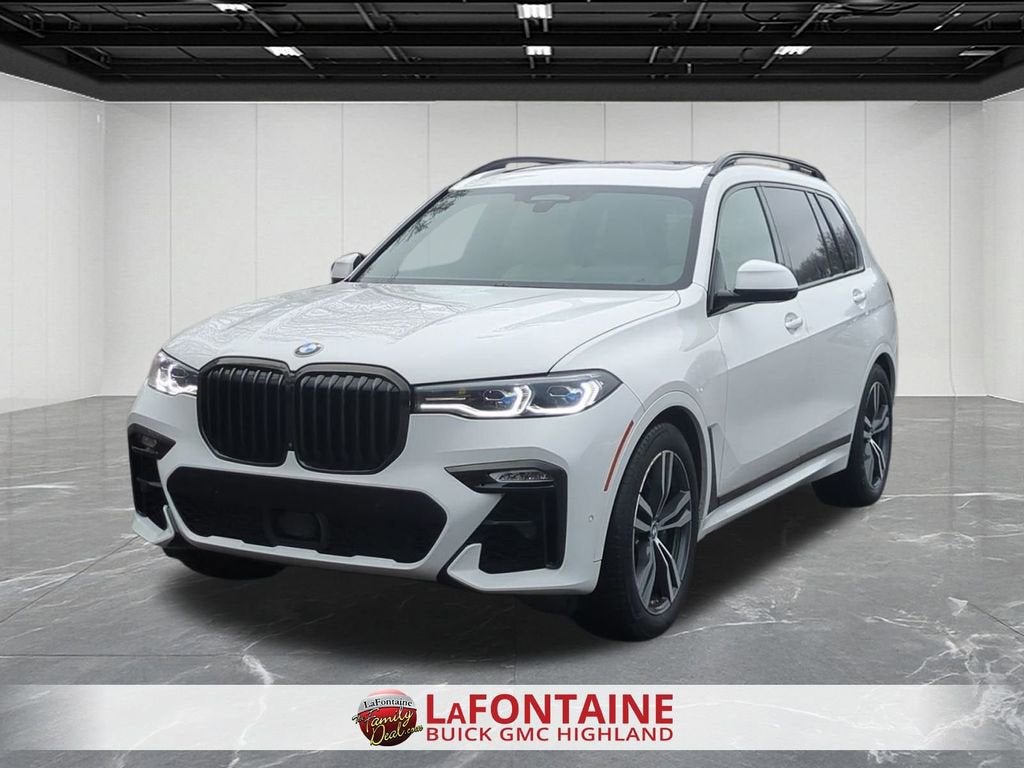 2021 BMW X7 M50i