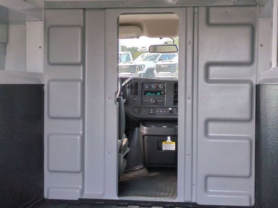 2025 GMC Savana Cutaway 3500 1WT