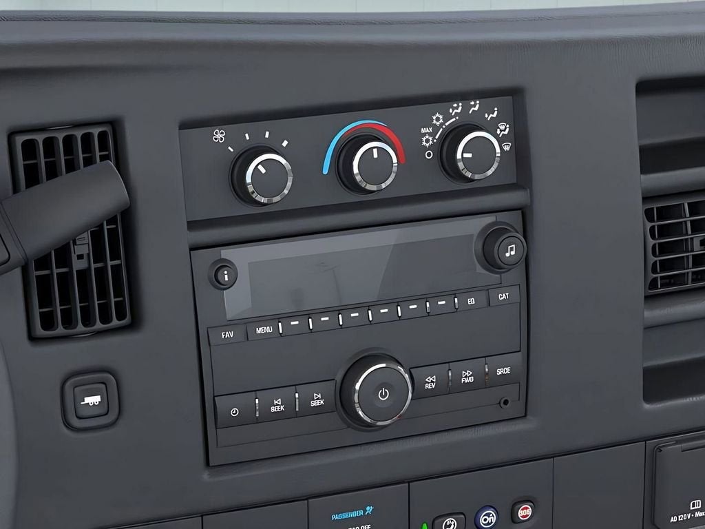 2025 GMC Savana Cutaway 3500 1WT