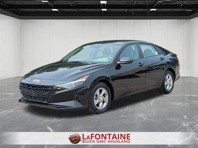 2023 Hyundai Elantra SE